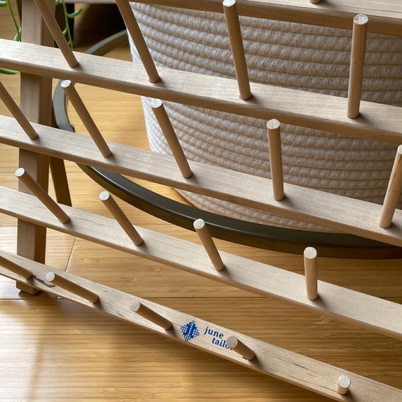 30 Spool Wooden Thread Rack / Thread Holder / Organizer - Picture 3 of 3